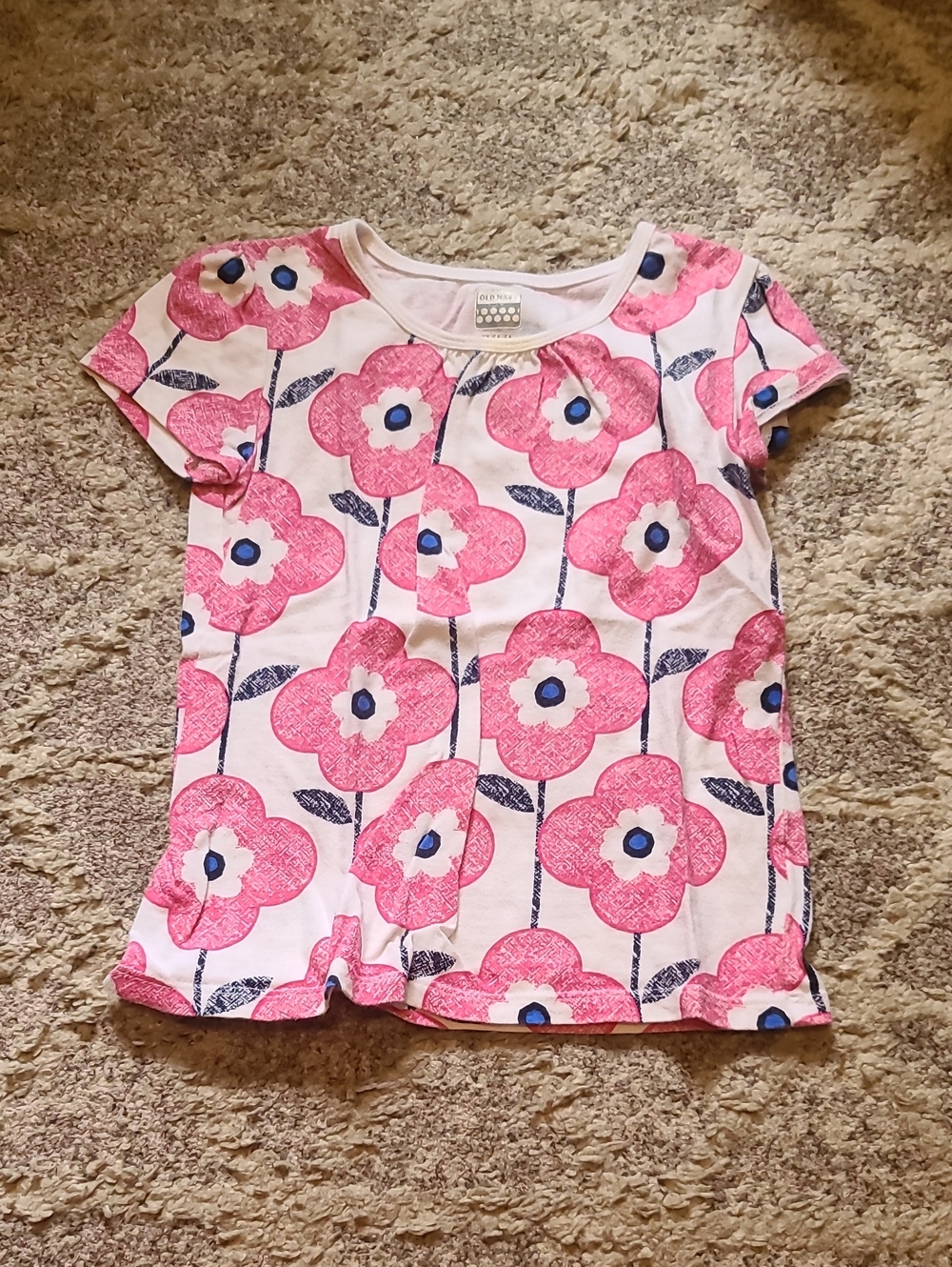 10 for $25 - Old Navy Girls 5T White Short Sleeve Shirt with Pink Flowers